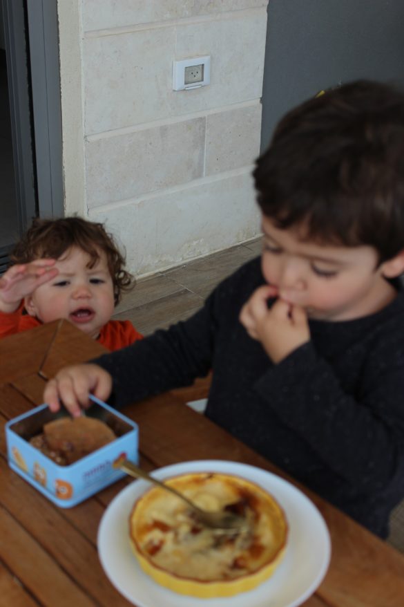morcake – קרם ברולה וניל ומייפל עם בננה מקורמלת 14